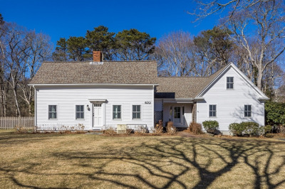 25 Pine St