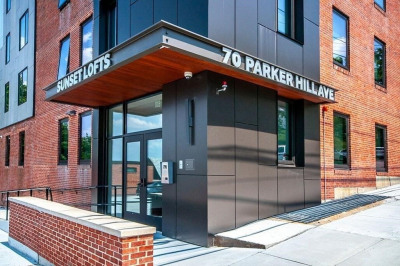 70 Parker Hill Ave #CH 1