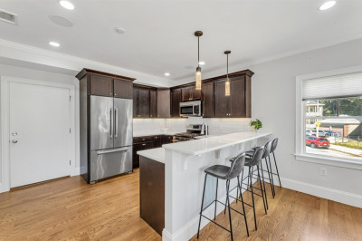 18 Robert St #4 1