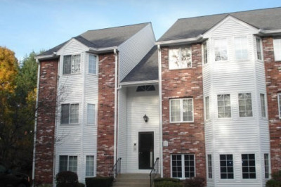 122 Tall Oaks Drive #U 1