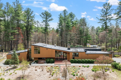 51 Carleton Rd 1
