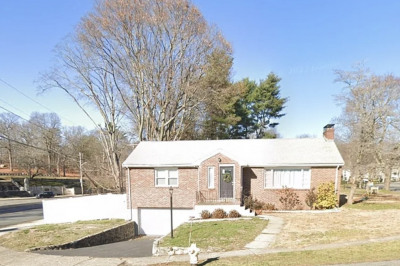 2 Arden Rd 1