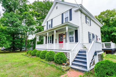 484 Taunton Ave 1