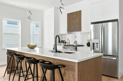 10 Woodford St #2B 1