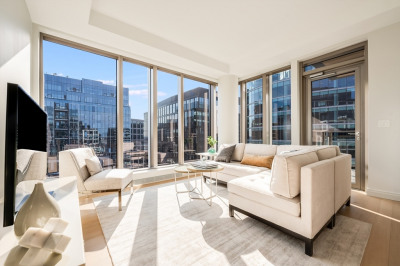 133 Seaport Blvd #2003 1