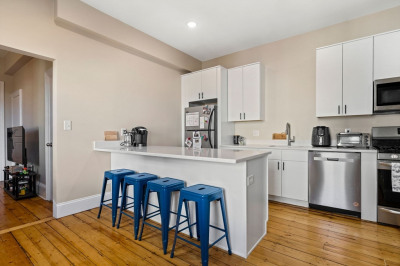 69 Putnam St #2 1