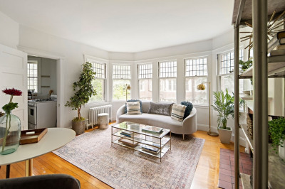 10 Dana St #202 1