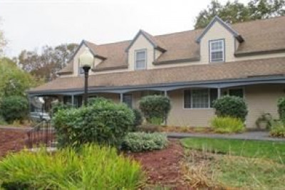 64 Kennedy Drive #64 1