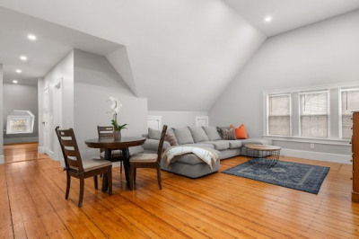 169 Hunnewell Ave #3 1