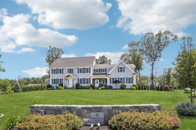 8 Spring Hill Farm Road 1