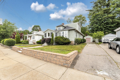 615 Lagrange 1