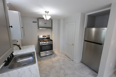 15 Ridgeview Avenue #1