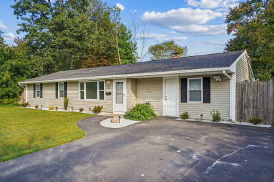 176 Coe Rd 1