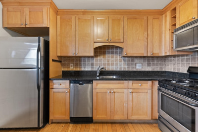 267 Lexington St #3 1