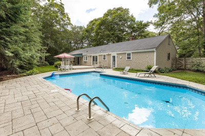 25 Naushon Circle 1