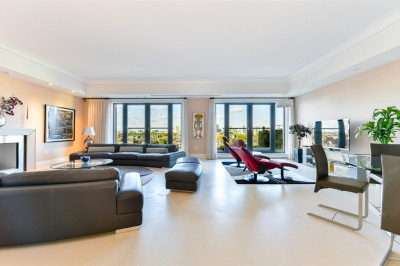 776 Boylston #E9C