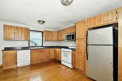 12 Fenton St #2 1
