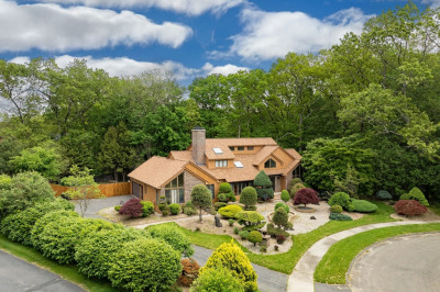 236 Williamsburg Dr 1