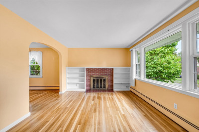 116 Longmeadow Ave 1