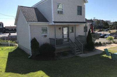 7 Collins Way 1