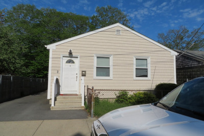 6 Stone St #1 1