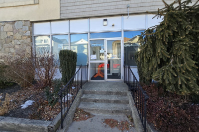 580 Robeson St.