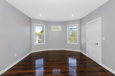 19 Chase St #3R 1