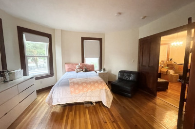 48 Chester Ave #1 1
