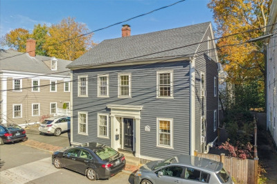 12 Howard St 1