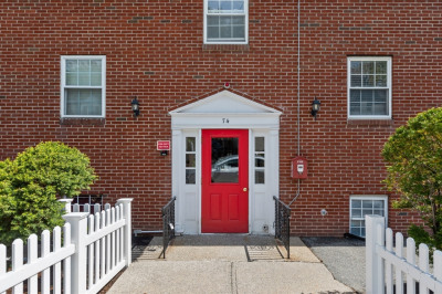 74 Springvale Ave #18 1