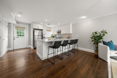 3 Glover Ct #2 1