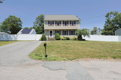 22 Hartley Ave 1
