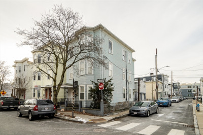 281 Cardinal Medeiros Ave 1