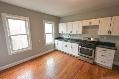 23 Barry Street #3 1