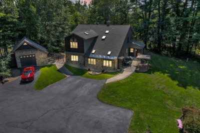 8 Brookside Rd 1