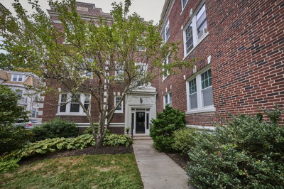 52 Babcock Street #6 1