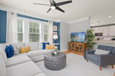 240 Martins Landing #207 1