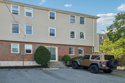 25 Rockland St #3 1