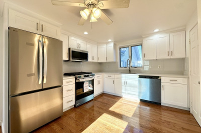 9 Marion St #2