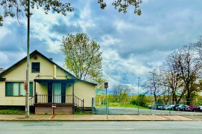 530 Maple Street