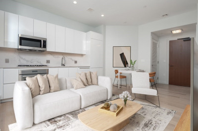 135 Seaport Blvd #526 1