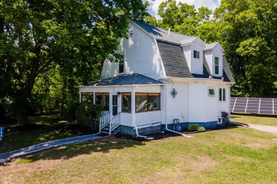 289 New Bedford Rd 1