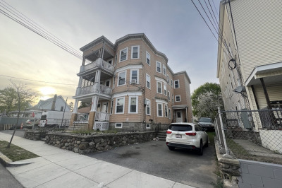 27-29 Boxford St 1