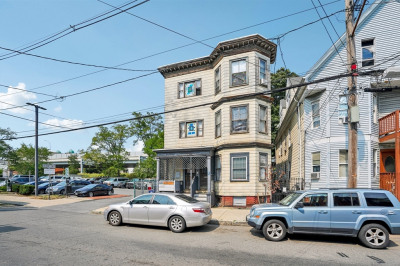 230 Chestnut St 1