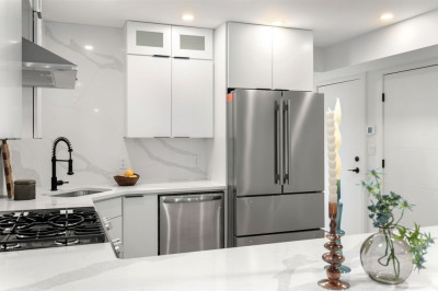 32 Orleans Street #6 1