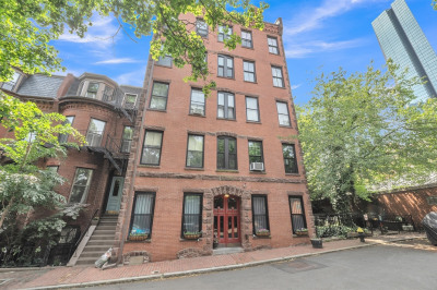 17 Cazenove St #404 1