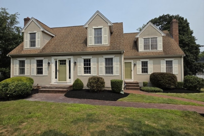 6 Old Colony Way 1