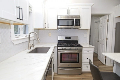 3 Greenwood Sq #1 1