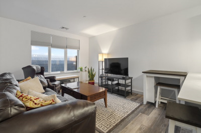 180 Telford St #303 1