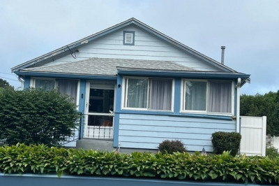 284 Plymouth Ave 1